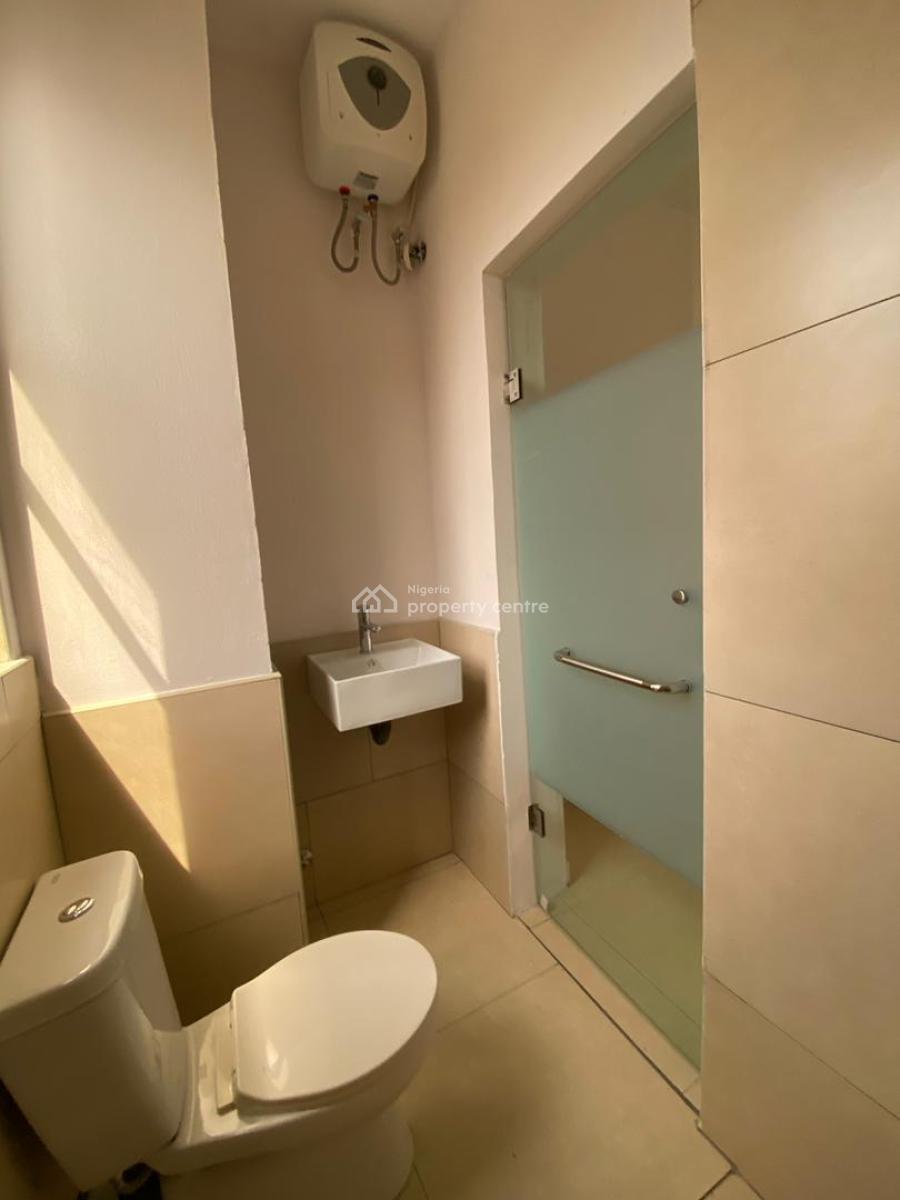 2 Bedroom Flat All En-suite;  -elevator; -2 Dedicated Car Park Slots;, Osapa, Lekki, Lagos, Flat / Apartment for Sale
