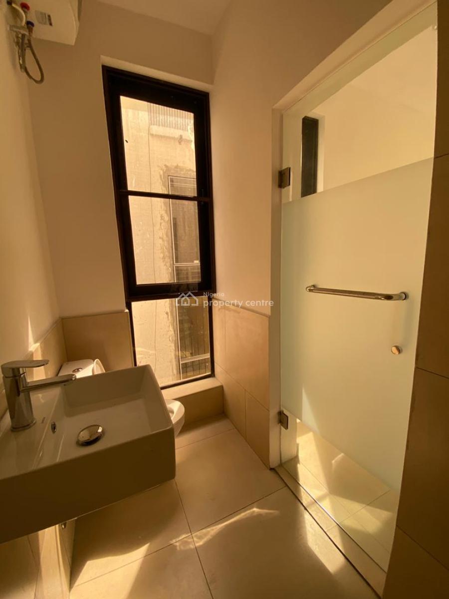 2 Bedroom Flat All En-suite;  -elevator; -2 Dedicated Car Park Slots;, Osapa, Lekki, Lagos, Flat / Apartment for Sale