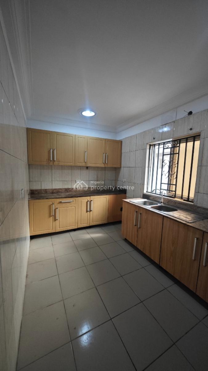 Self Service 2 Bedrooms Flat, Off Palace Road, Oniru, Victoria Island (vi), Lagos, Flat / Apartment for Rent