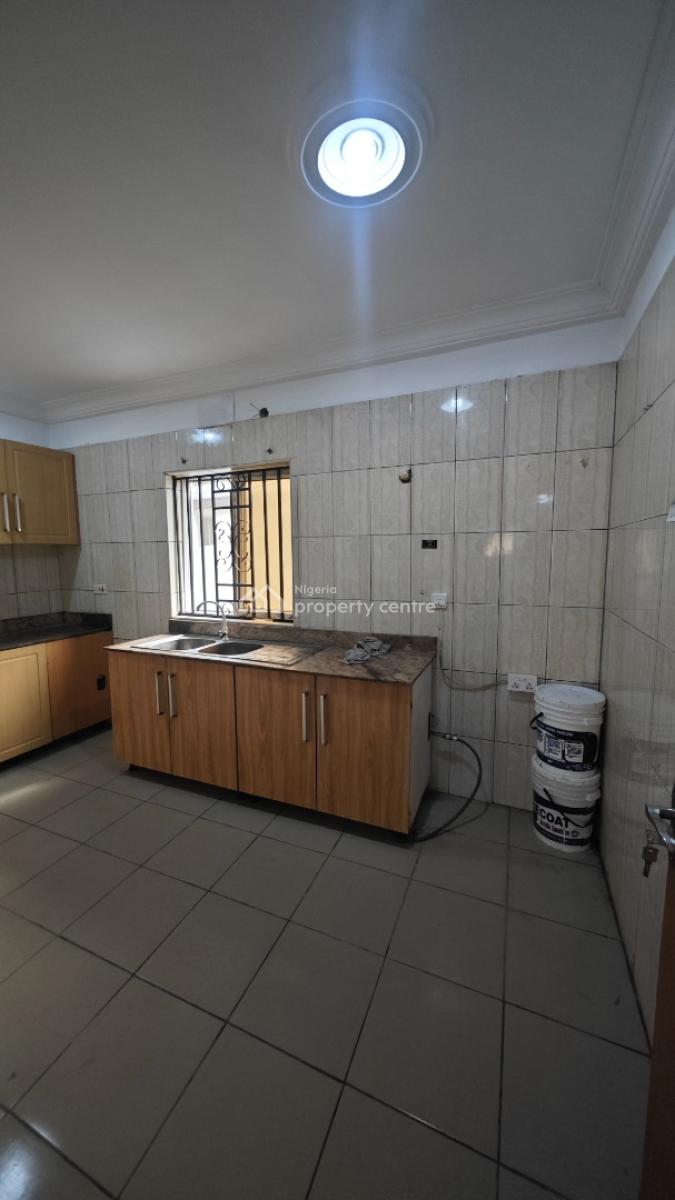 Self Service 2 Bedrooms Flat, Off Palace Road, Oniru, Victoria Island (vi), Lagos, Flat / Apartment for Rent