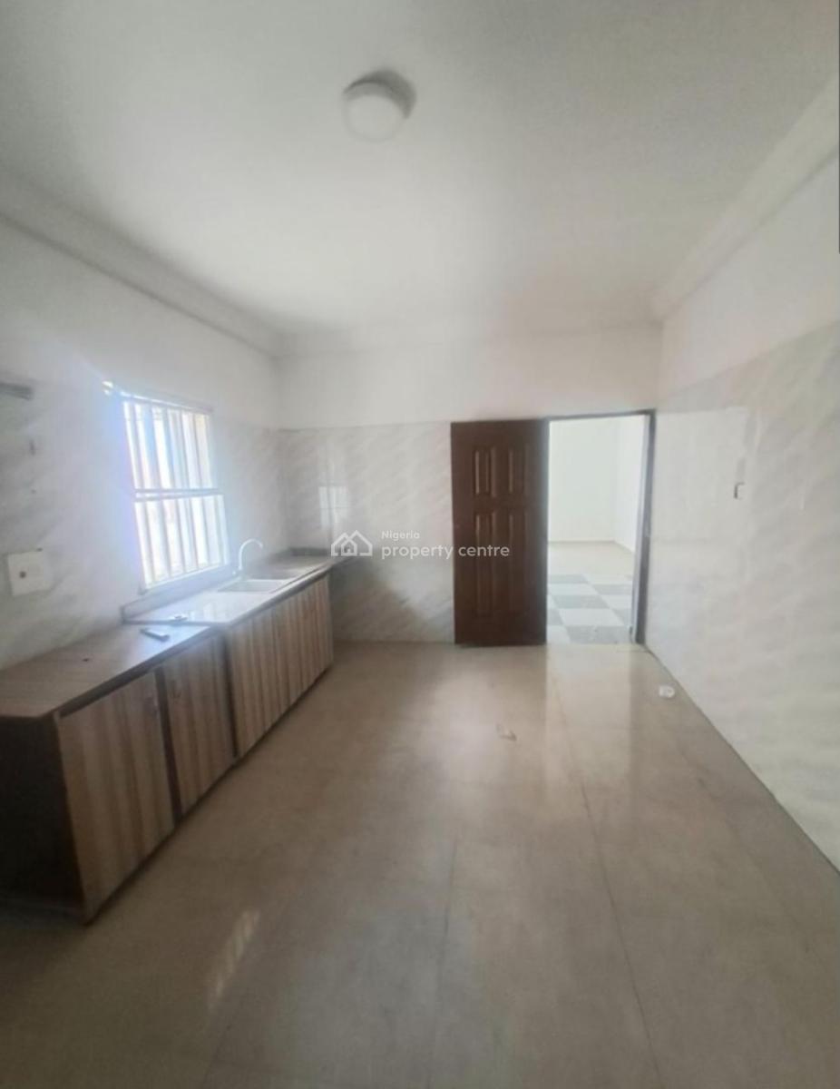 Well Built 2 Bedroom Apartment, Victoria Island (vi), Lagos, Flat / Apartment for Rent