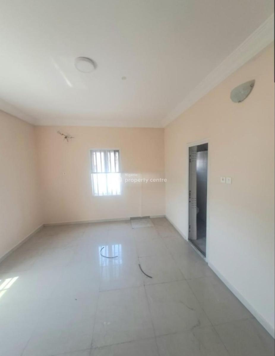 Well Built 2 Bedroom Apartment, Victoria Island (vi), Lagos, Flat / Apartment for Rent