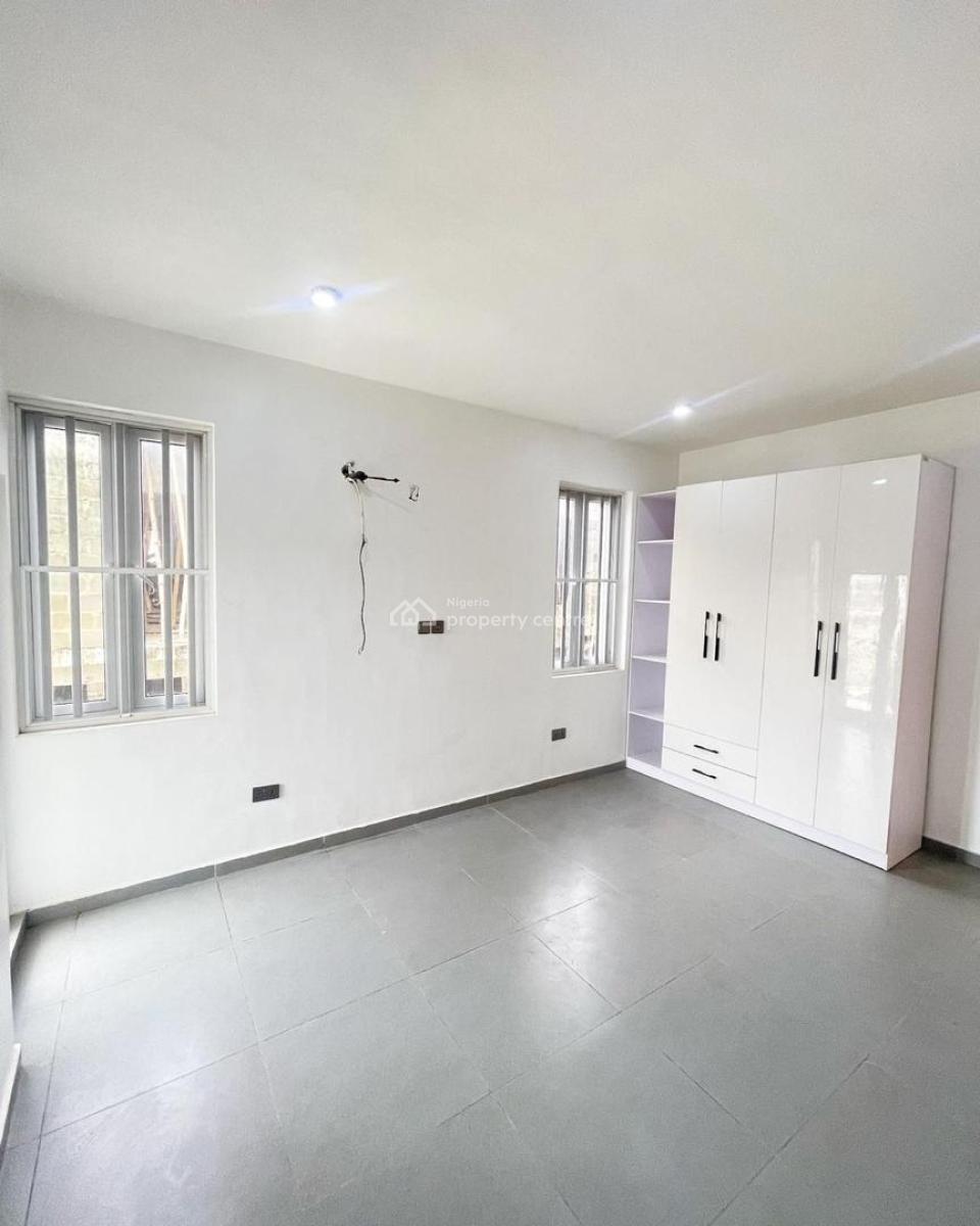 Well Finished Serviced 2 Bedroom Flat, Ikate Elegushi, Lekki, Lagos, Flat / Apartment for Sale