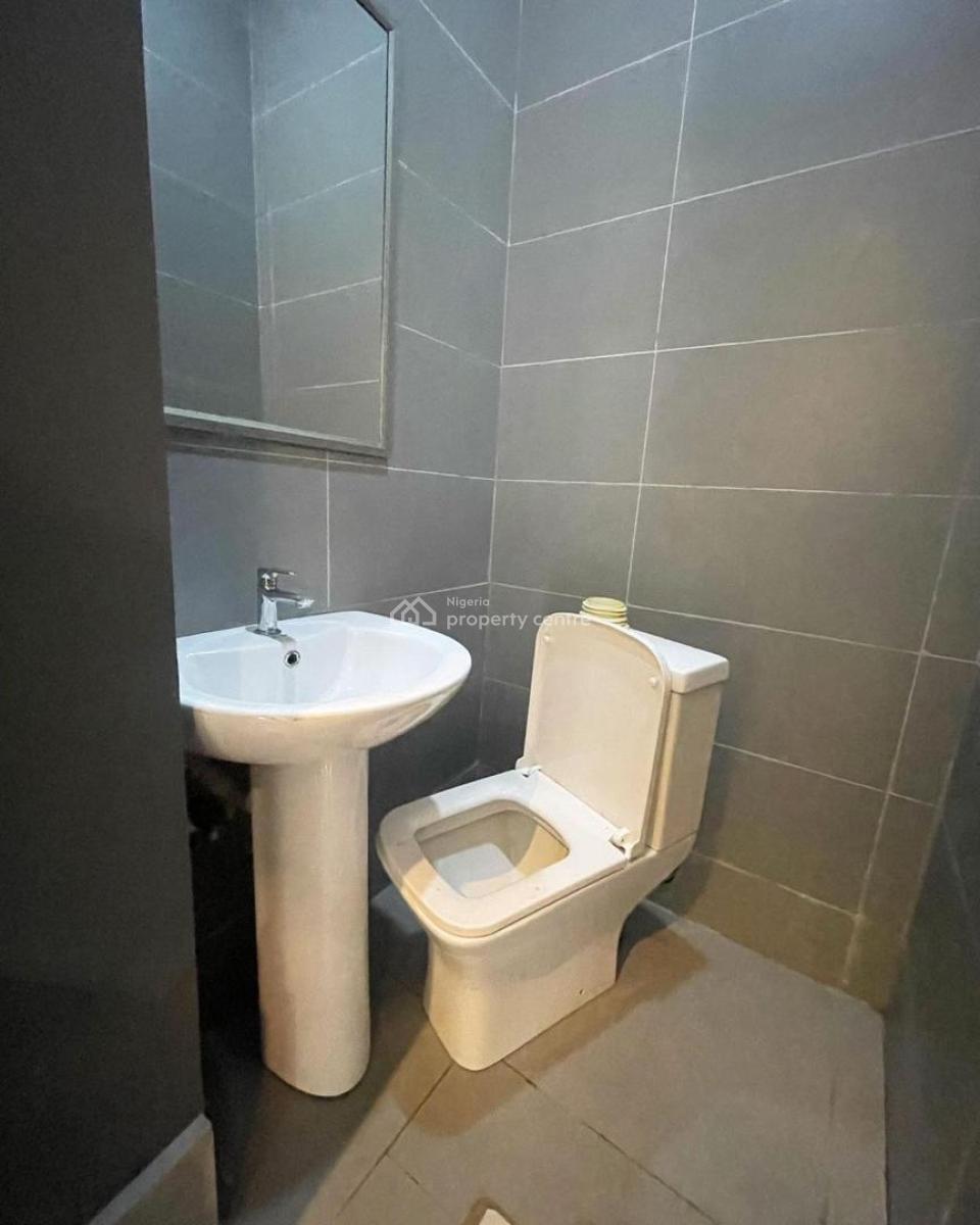 Well Finished Serviced 2 Bedroom Flat, Ikate Elegushi, Lekki, Lagos, Flat / Apartment for Sale