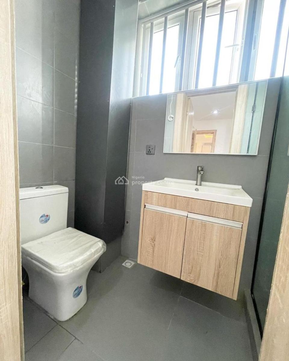 Well Finished Serviced 2 Bedroom Flat, Ikate Elegushi, Lekki, Lagos, Flat / Apartment for Sale