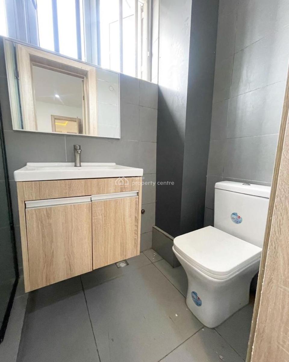 Well Finished Serviced 2 Bedroom Flat, Ikate Elegushi, Lekki, Lagos, Flat / Apartment for Sale