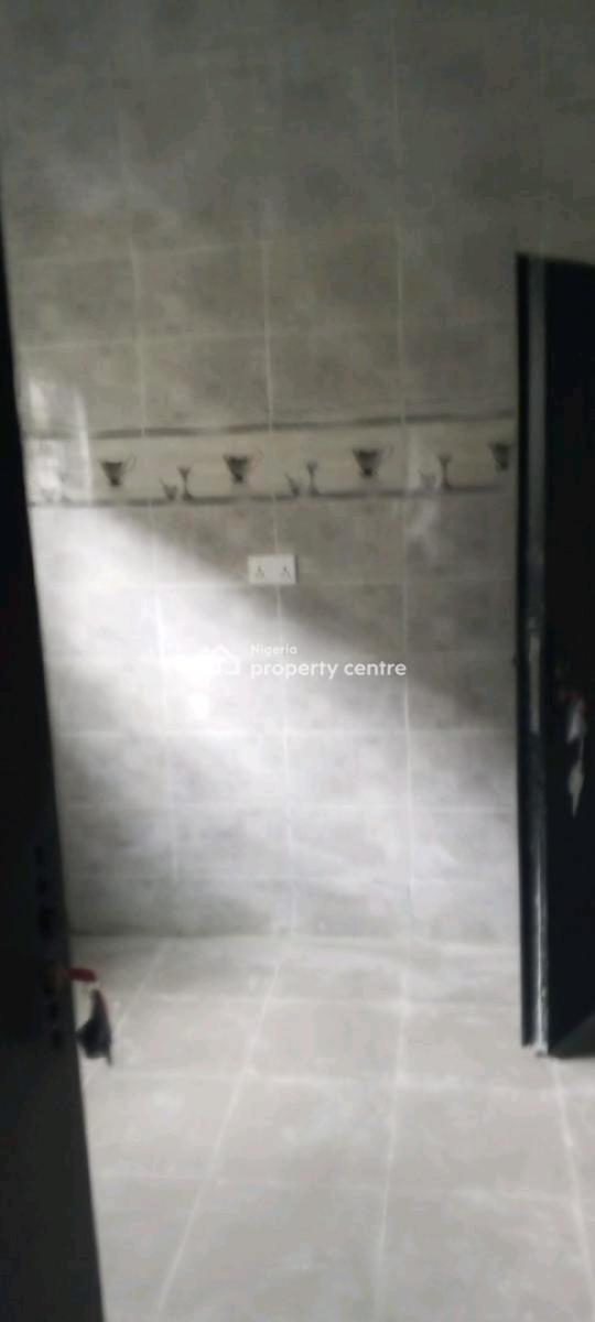 Newly Built 2 Bedroom, Eneka Road, Rumunduru, Port Harcourt, Rivers, Flat / Apartment for Rent