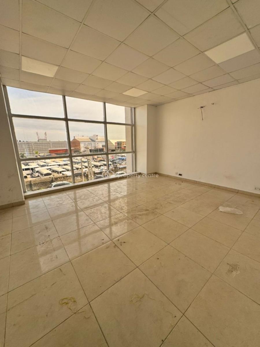 24 Sqm Office Space, Victoria Island (vi), Lagos, Commercial Property for Rent