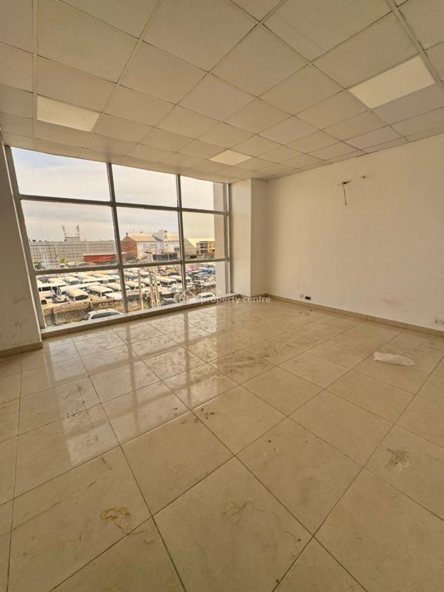 24 Sqm Office Space, Victoria Island (vi), Lagos, Commercial Property for Rent