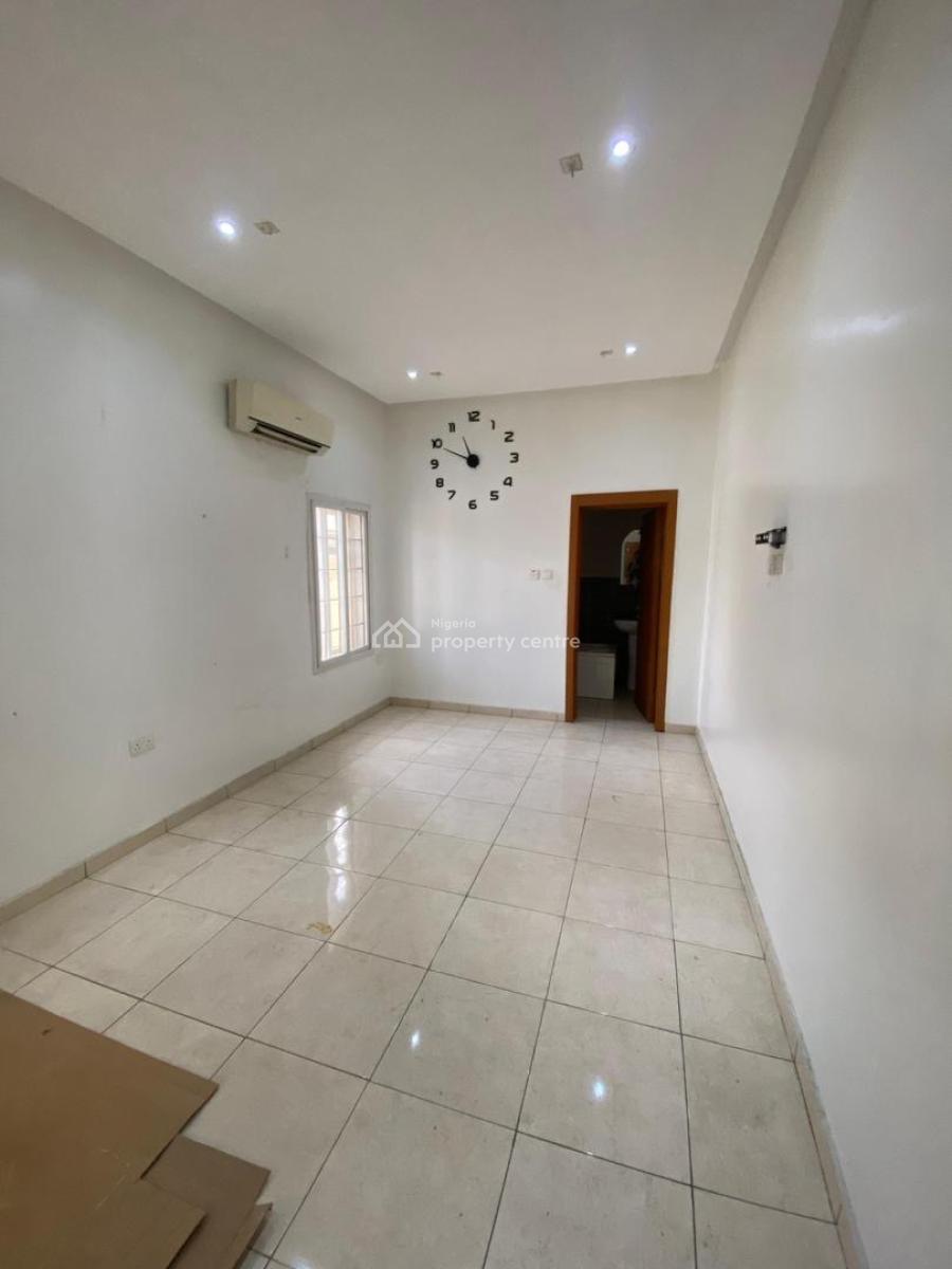 5 Bedroom Detached House, Lekki Phase 1, Lekki, Lagos, Office Space for Rent