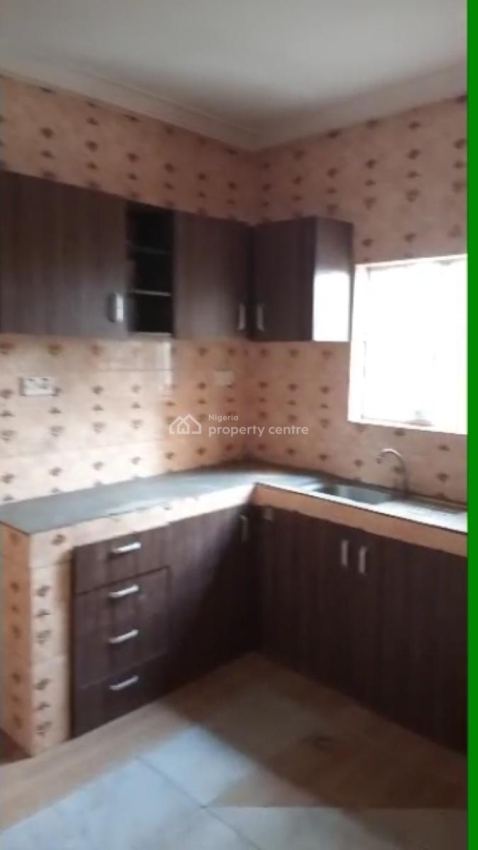 Well Maintained 2 Bedroom Flat, Labora, Abijo, Lekki, Lagos, Flat / Apartment for Rent