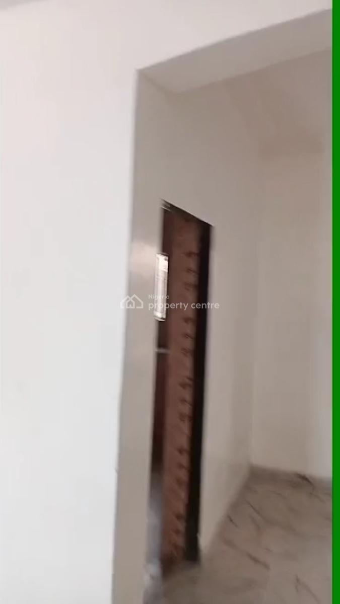 Well Maintained 2 Bedroom Flat, Labora, Abijo, Lekki, Lagos, Flat / Apartment for Rent