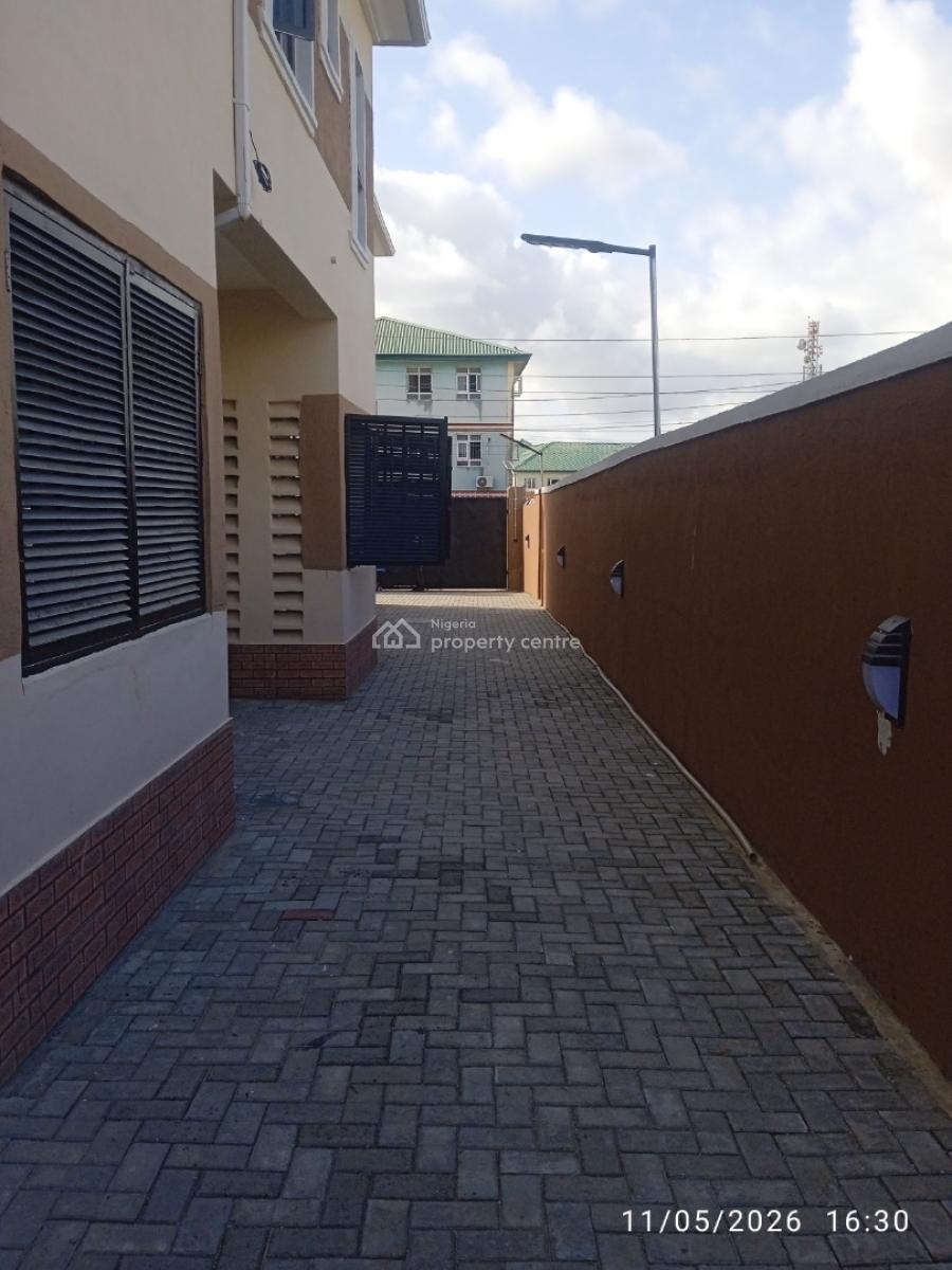 Miniflat, Parapo Junction, Awoyaya, Ibeju Lekki, Lagos, Mini Flat (room and Parlour) for Rent