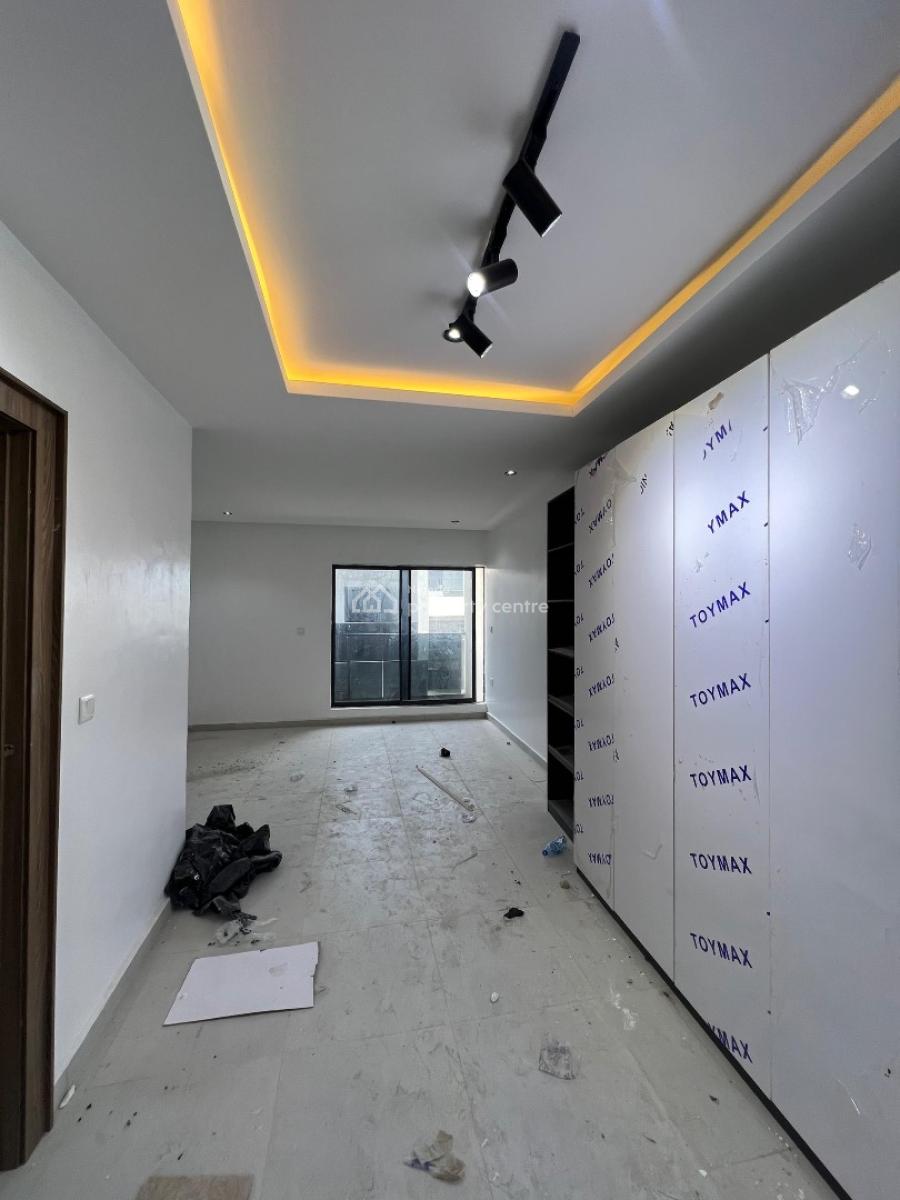 Contemporary 4 Bedroom Terrace Duplex, Phase 1, Lekki, Lagos, Terraced Duplex for Sale