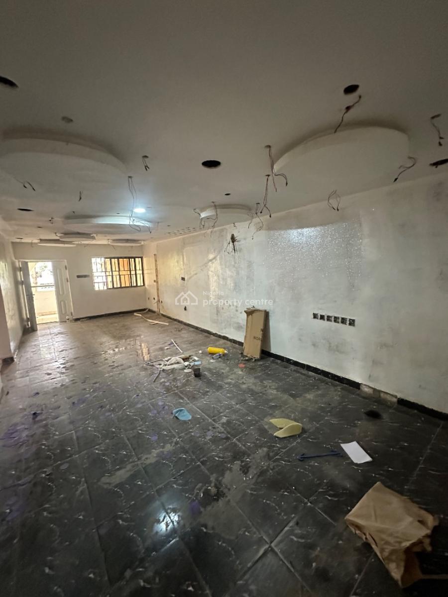 Two Bedroom Apartment, Not Far From Bannex Plaza Off Aminu Kano Street., Wuse 2, Abuja, Flat / Apartment for Rent