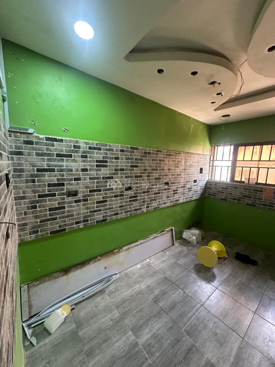 Two Bedroom Apartment, Not Far From Bannex Plaza Off Aminu Kano Street., Wuse 2, Abuja, Flat / Apartment for Rent