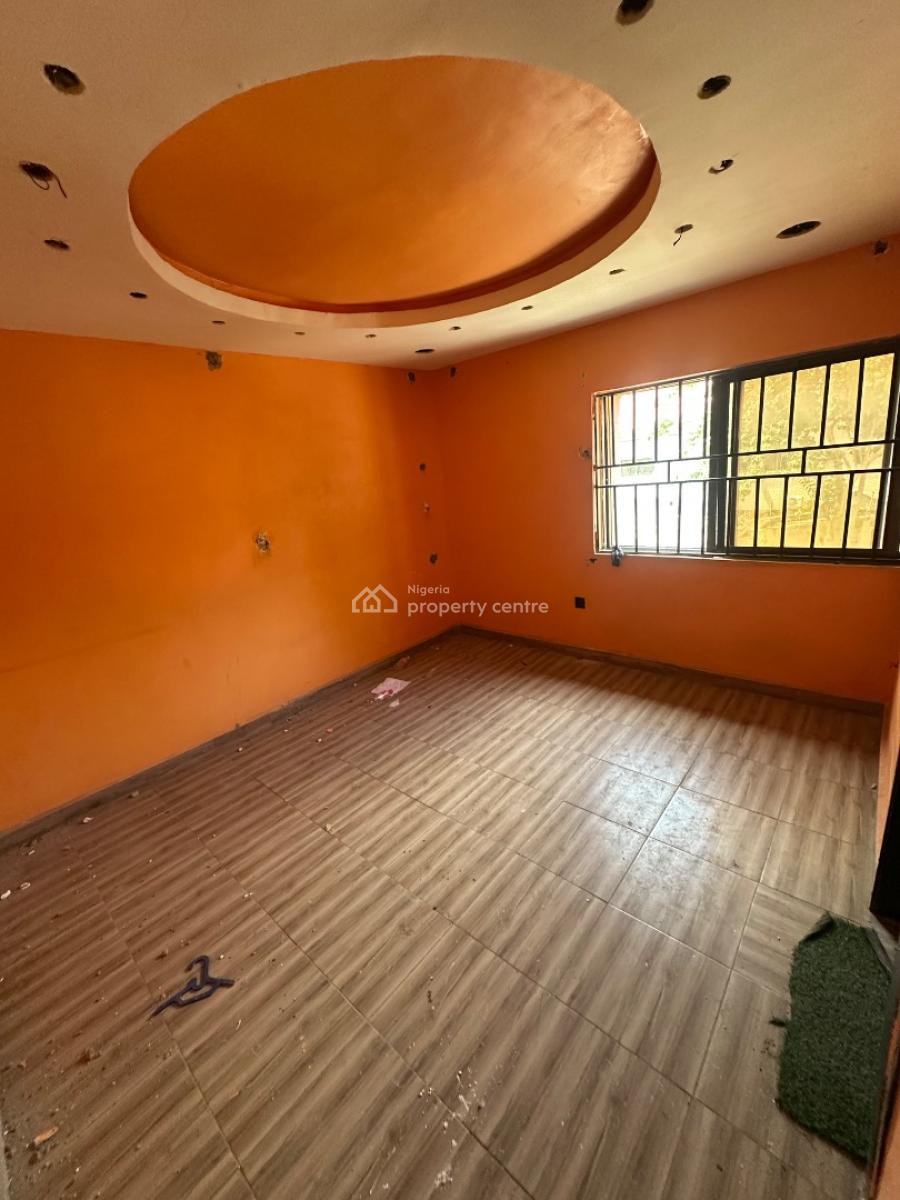 Two Bedroom Apartment, Not Far From Bannex Plaza Off Aminu Kano Street., Wuse 2, Abuja, Flat / Apartment for Rent
