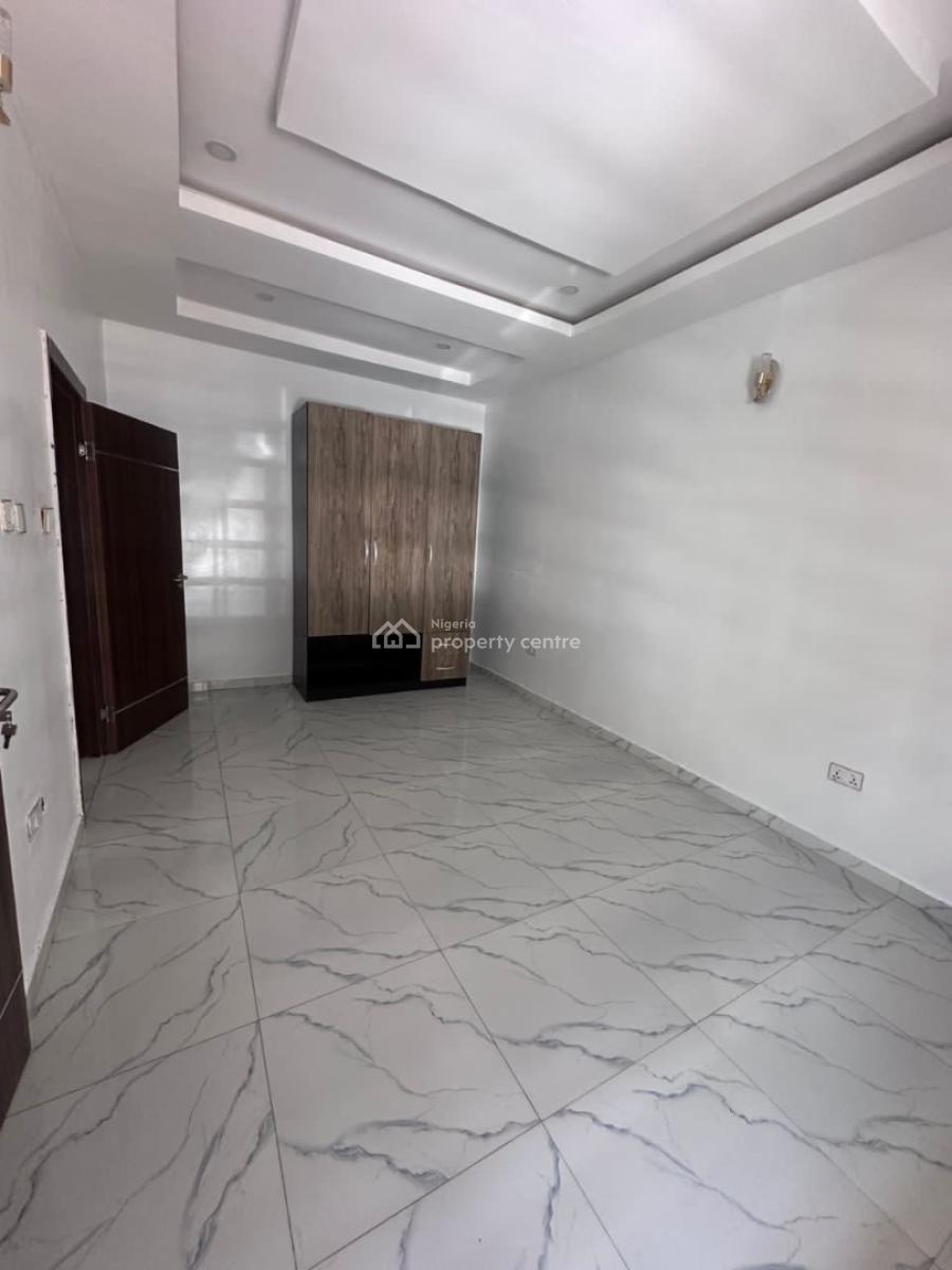 Luxury 2 Bedroom Apartment, Ologolo, Lekki, Lagos, Flat / Apartment for Rent