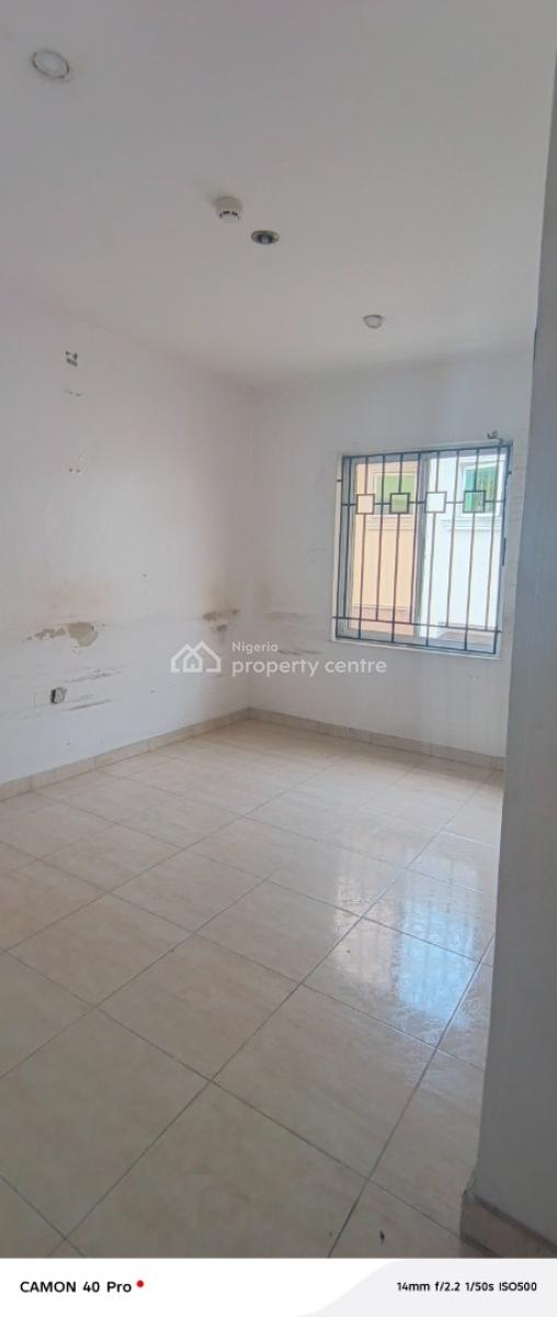 Room and Parlour Mini Flat, Lekki Phase 1, Lekki Phase 1, Lekki, Lagos, Mini Flat (room and Parlour) for Rent
