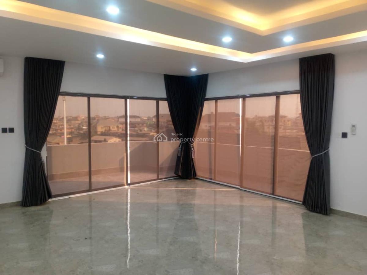 Well Fitted Pent Suite 3 Bedroom Flat, Ifako, Gbagada, Gbagada, Lagos, Flat / Apartment for Sale