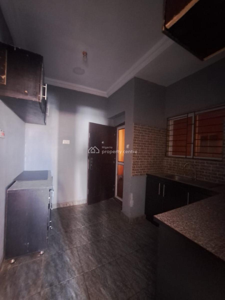 Well Maintained Spacious 2 Bedroom Apartment Upstairs, Salem Bus Stop, Ikate Elegushi, Lekki, Lagos, Flat / Apartment for Rent