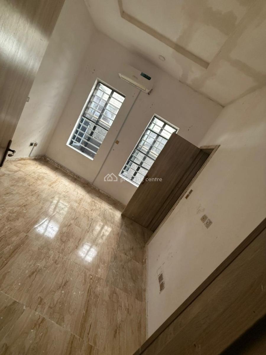 Clean and Spacious Room Downstairs in a Shared Apartment, Orchid Road, Lekki, Lagos, Self Contain (single Rooms) for Rent