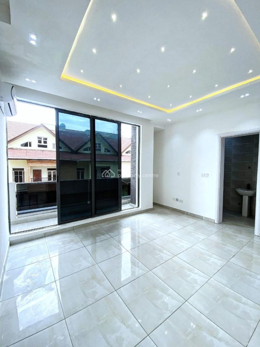 Brand New 3 Bedroom Apartment, Lekki Phase 1, Lekki, Lagos, Flat / Apartment for Rent