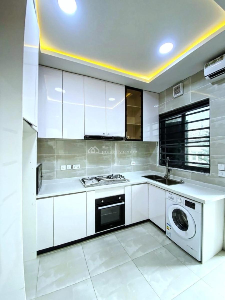 Brand New 3 Bedroom Apartment, Lekki Phase 1, Lekki, Lagos, Flat / Apartment for Rent
