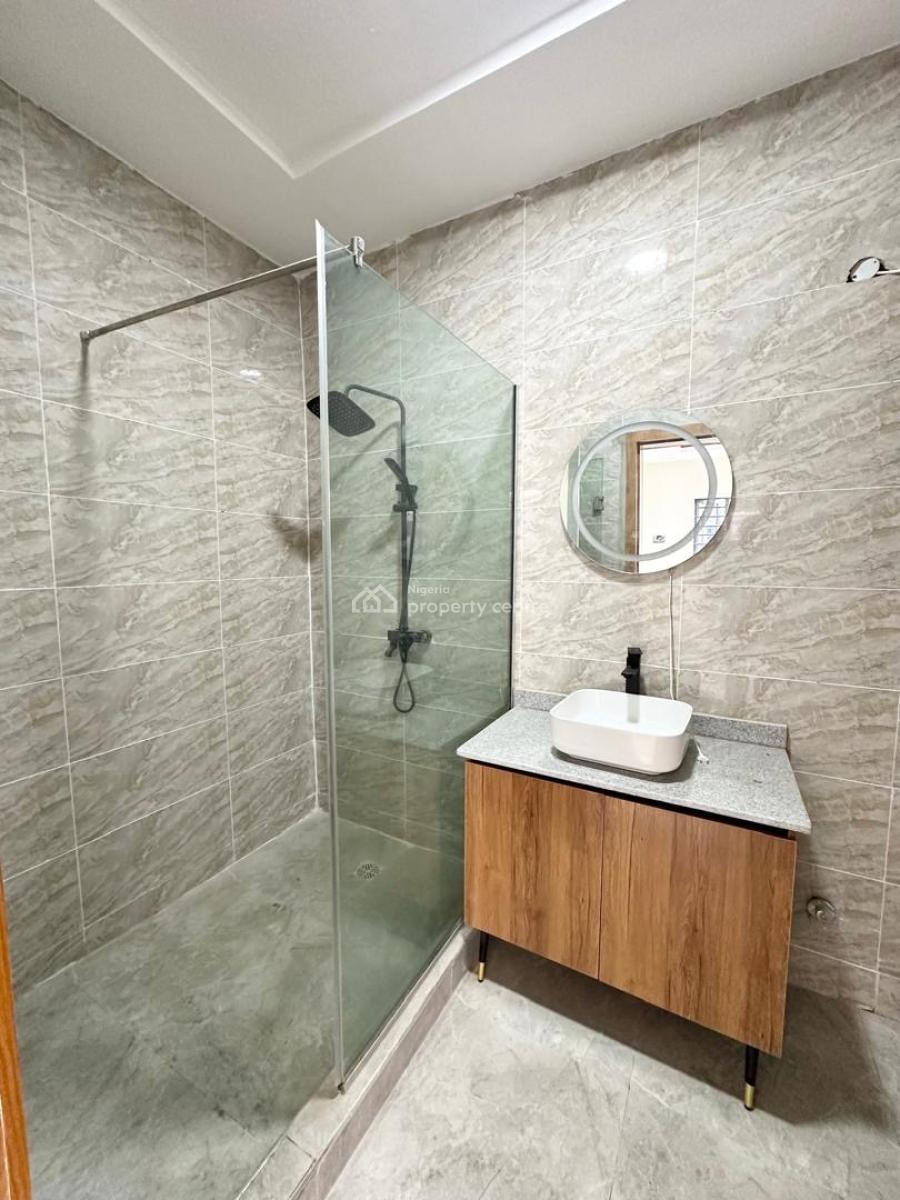 3 Bedroom Apartment with a Bq and Pool, Ikate Lekki, Lekki, Lagos, Block of Flats for Sale