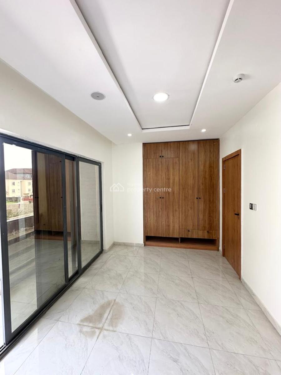 3 Bedroom Apartment with a Bq and Pool, Ikate Lekki, Lekki, Lagos, Block of Flats for Sale