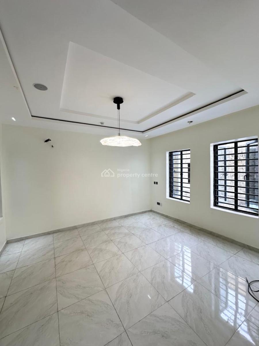 3 Bedroom Apartment with a Bq and Pool, Ikate Lekki, Lekki, Lagos, Block of Flats for Sale