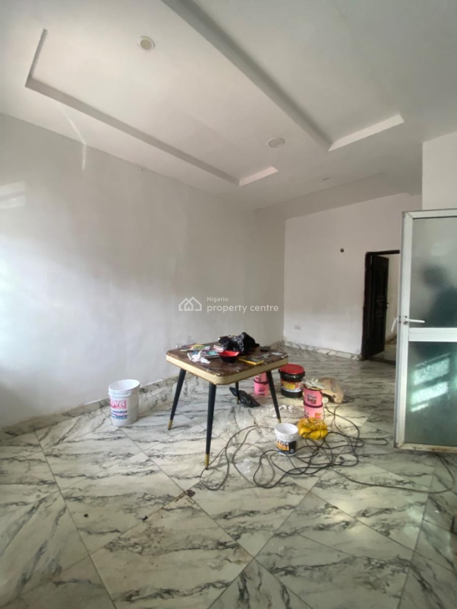 Newly Out Spacious Mini Flat in The Heart of Lekki, Opposite Shoprite, Ologolo, Lekki, Lagos, Flat / Apartment for Rent