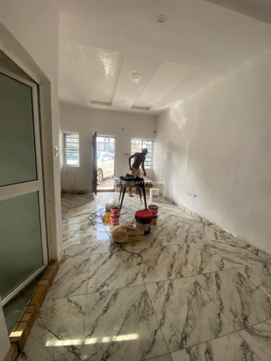 Newly Out Spacious Mini Flat in The Heart of Lekki, Opposite Shoprite, Ologolo, Lekki, Lagos, Flat / Apartment for Rent