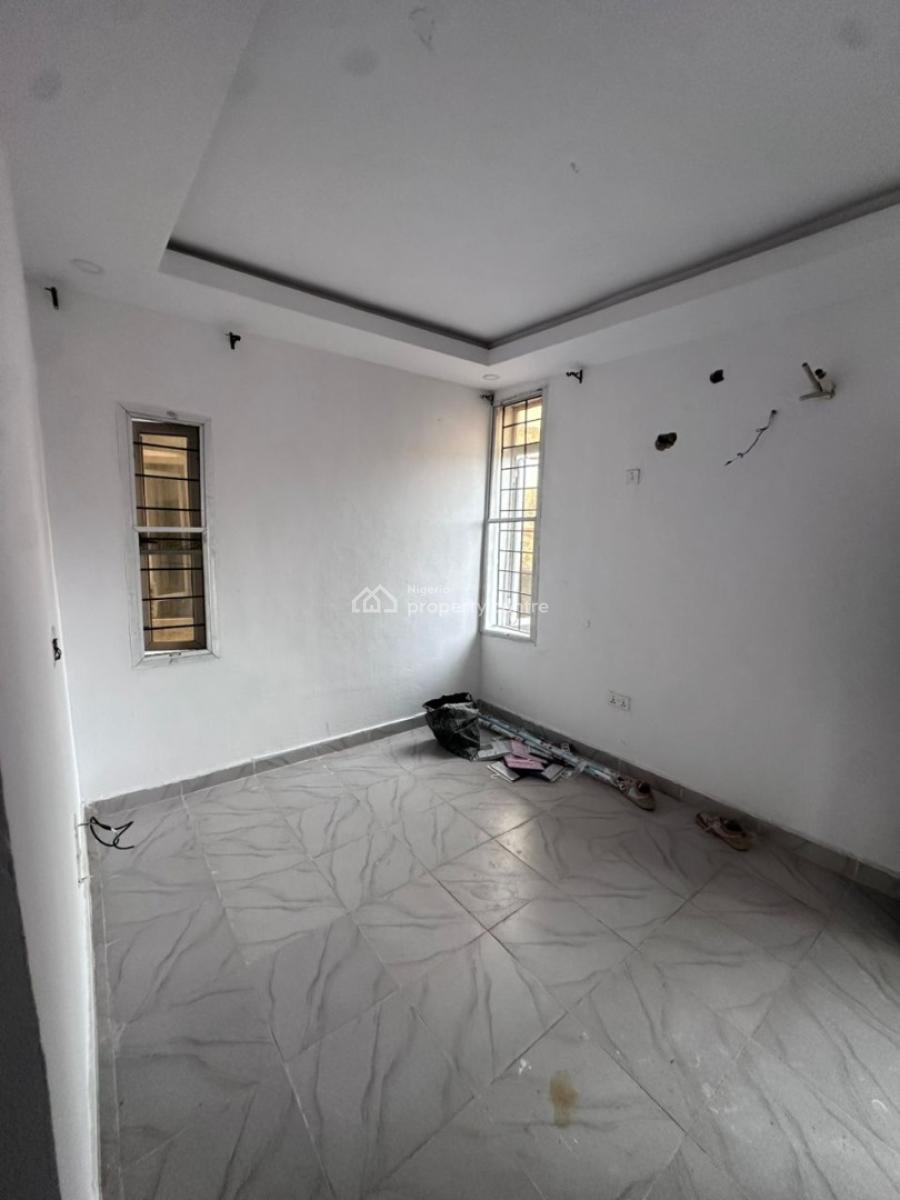 2 Bedroom Flat, Igboefon Lekki Lagos, Lekki, Lagos, Flat / Apartment for Rent
