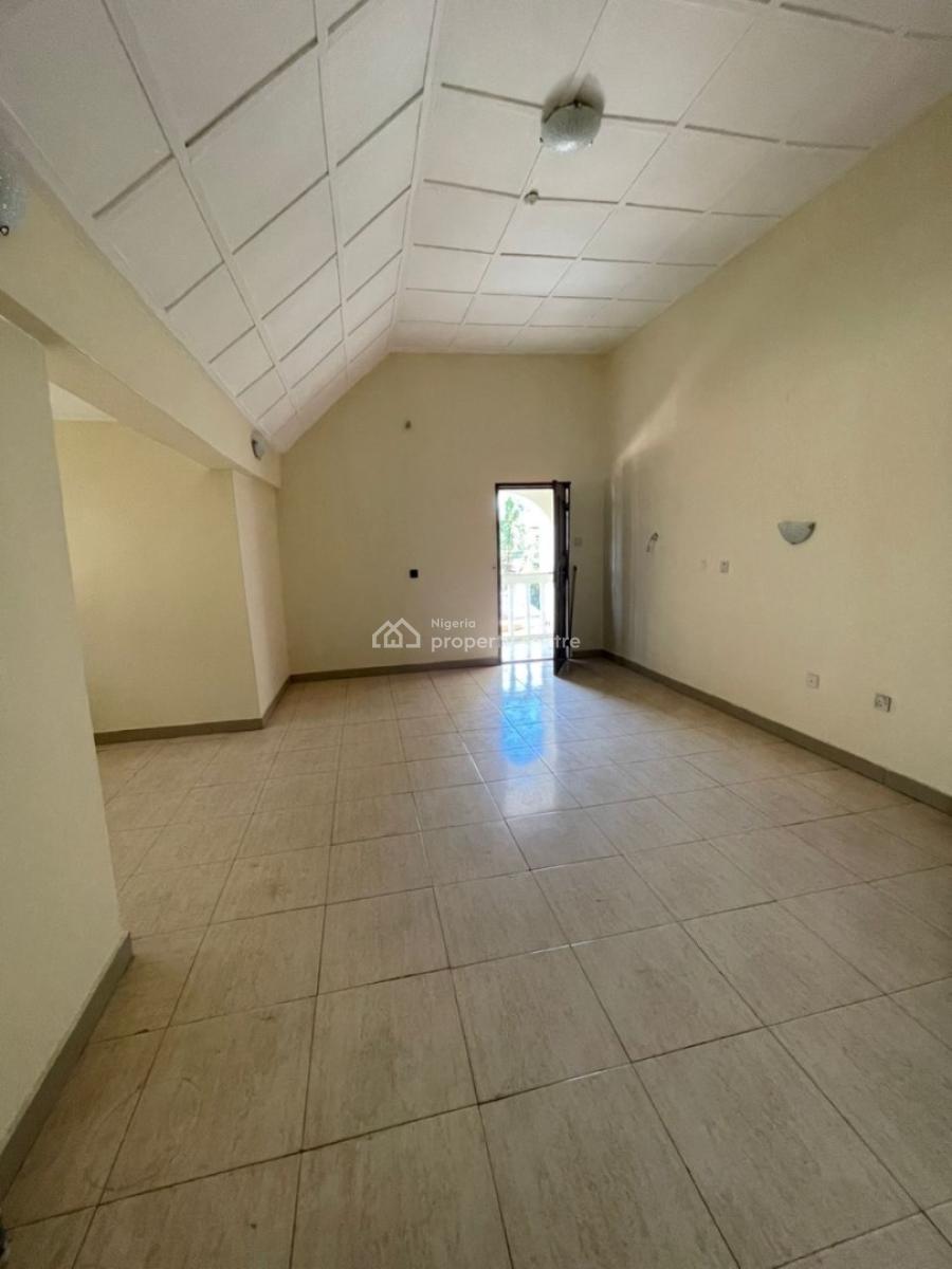 Spacious Studio Apartment Upstairs  with 24hrs Light and Clean Running, Ikota Villa, Lekki, Lagos, Flat / Apartment for Rent