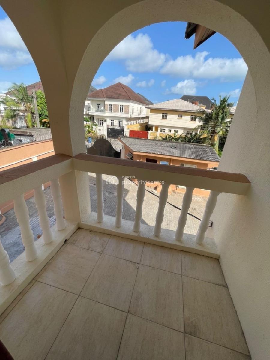 Spacious Studio Apartment Upstairs  with 24hrs Light and Clean Running, Ikota Villa, Lekki, Lagos, Flat / Apartment for Rent