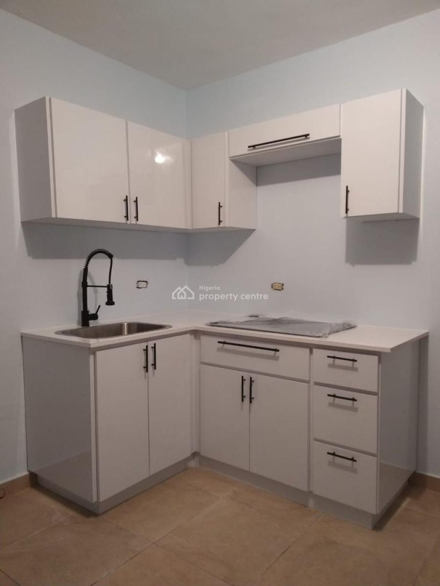 Spacious Studio Apartment Upstairs  with 24hrs Light and Clean Running, Ikota Villa, Lekki, Lagos, Flat / Apartment for Rent