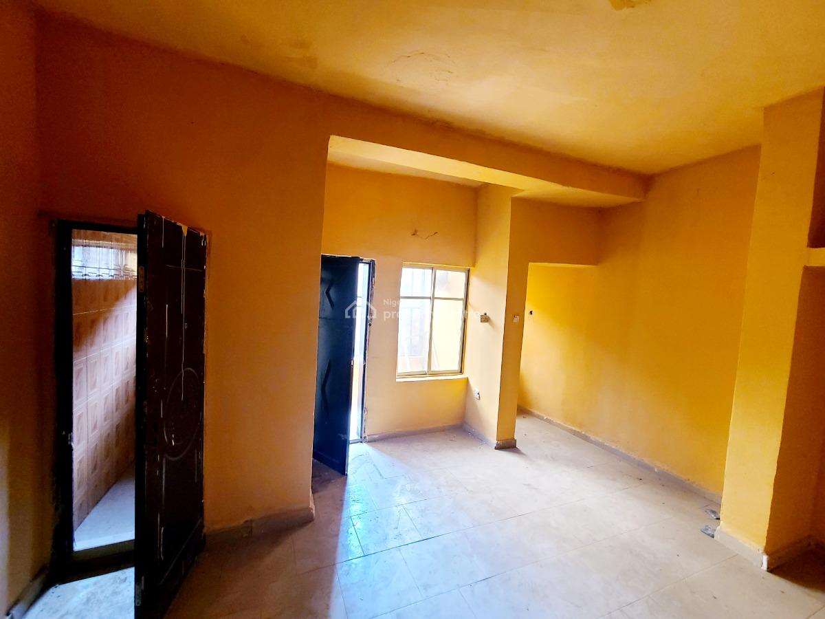 Standard Self Contain/studio Apartment Upstairs, Futoa Hotel Bus Stop, Off Ihiagwa, Ihiagwa, Owerri Municipal, Imo, Self Contain (single Rooms) for Rent