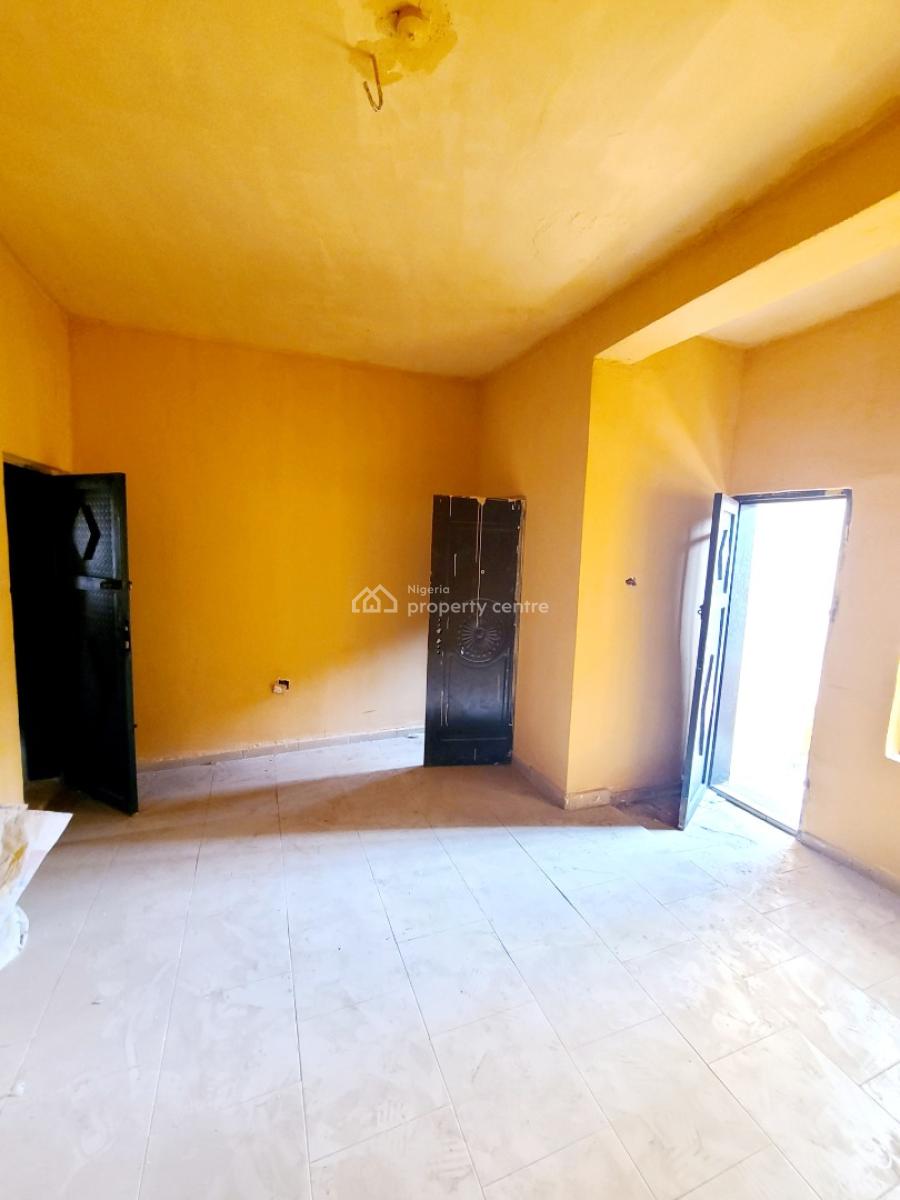 Standard Self Contain/studio Apartment Upstairs, Futoa Hotel Bus Stop, Off Ihiagwa, Ihiagwa, Owerri Municipal, Imo, Self Contain (single Rooms) for Rent