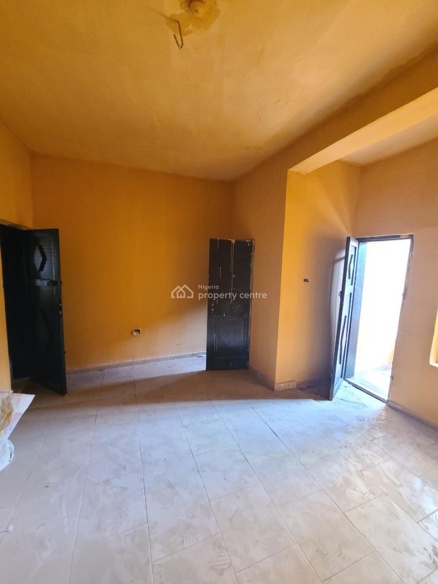 Standard Self Contain/studio Apartment Upstairs, Futoa Hotel Bus Stop, Off Ihiagwa, Ihiagwa, Owerri Municipal, Imo, Self Contain (single Rooms) for Rent