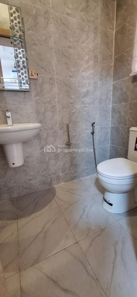 Luxury Fully Furnished 4  Bedroom  Semi-detached Duplex with Excellent, Lekki Scheme Road, Lekki, Lagos, Semi-detached Duplex for Sale