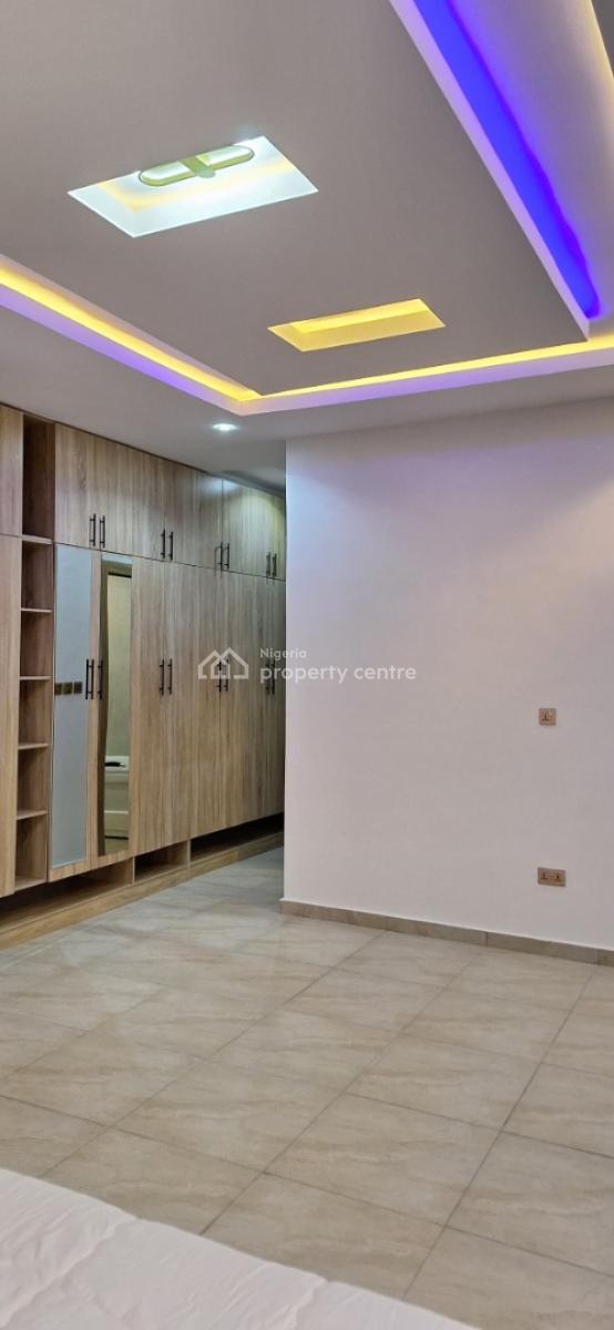 Luxury Fully Furnished 4  Bedroom  Semi-detached Duplex with Excellent, Lekki Scheme Road, Lekki, Lagos, Semi-detached Duplex for Sale