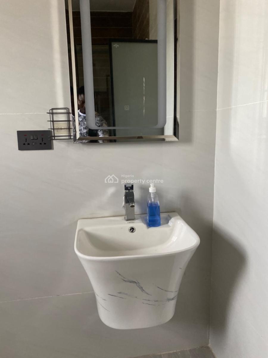 Fully Furnished 5-bedroom Duplex with 1-room Boys Quarters  Features:, One Billion Dollar Estate, Guzape District, Abuja, Detached Duplex for Sale