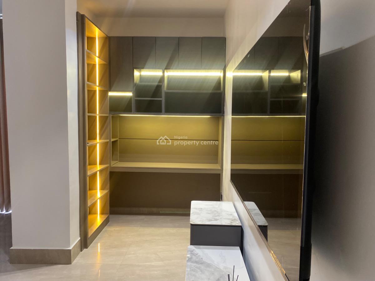Fully Furnished 5-bedroom Duplex with 1-room Boys Quarters  Features:, One Billion Dollar Estate, Guzape District, Abuja, Detached Duplex for Sale