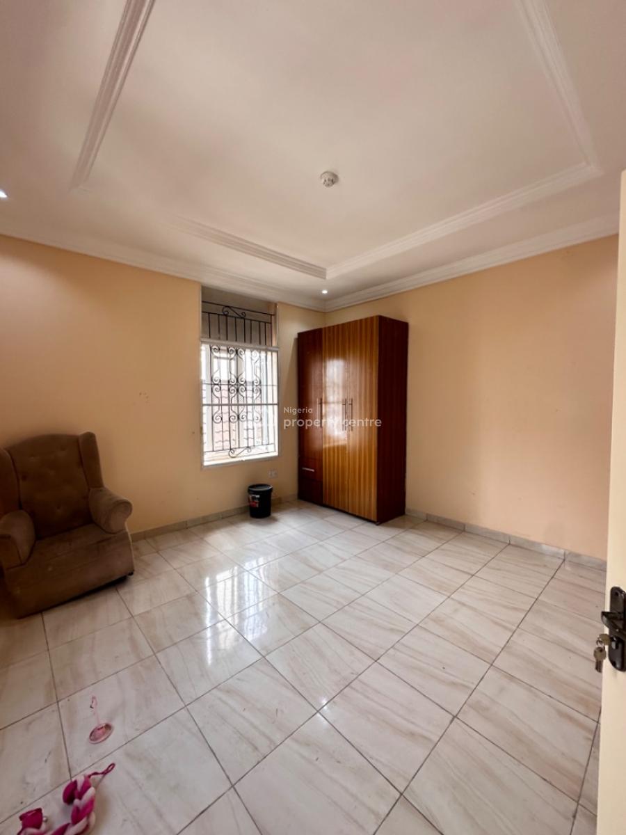Clean 3bedroom Apartment with Bq., Ologolo Estate, Lekki, Lagos, Terraced Bungalow for Rent