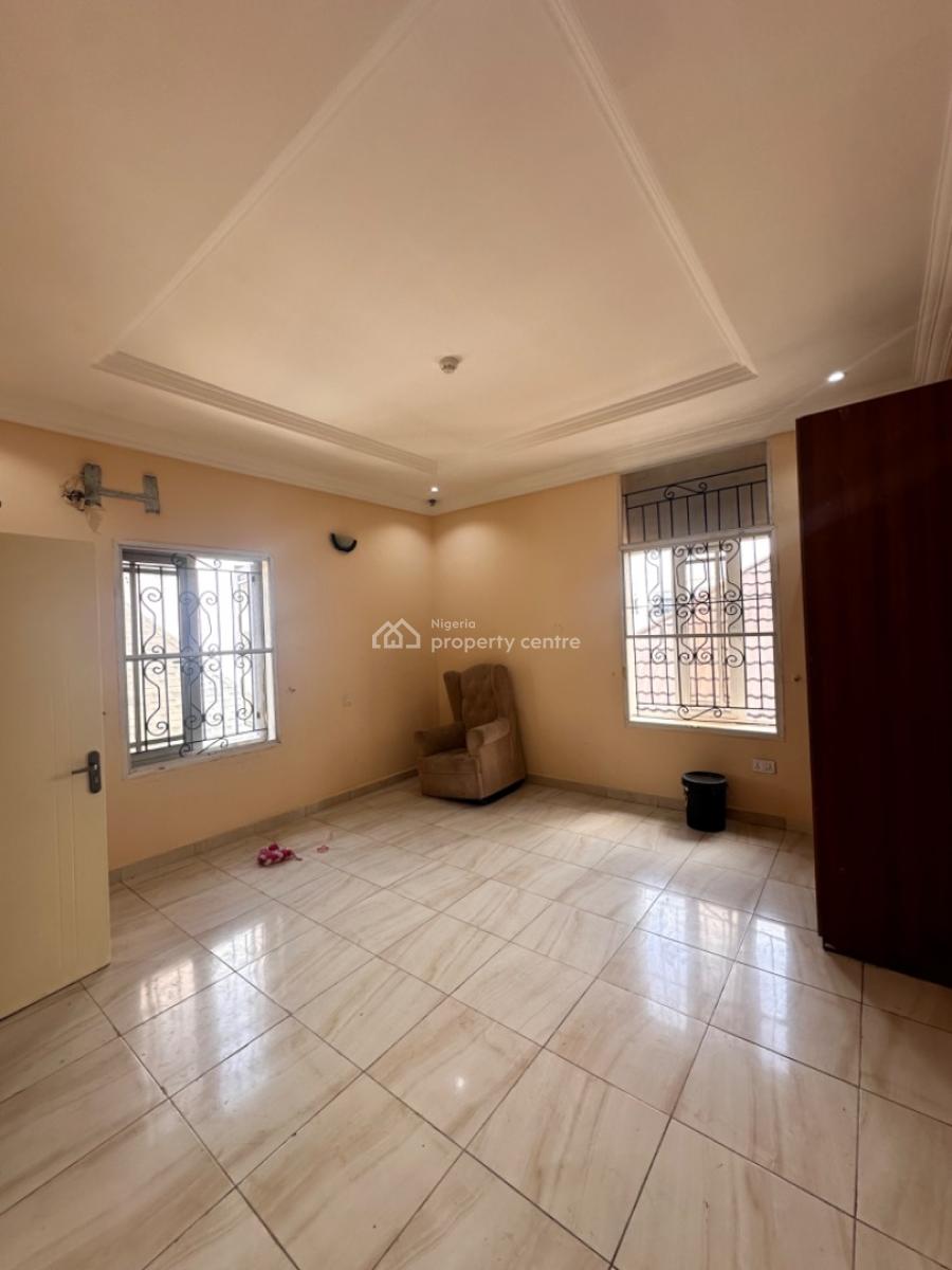 Clean 3bedroom Apartment with Bq., Ologolo Estate, Lekki, Lagos, Terraced Bungalow for Rent