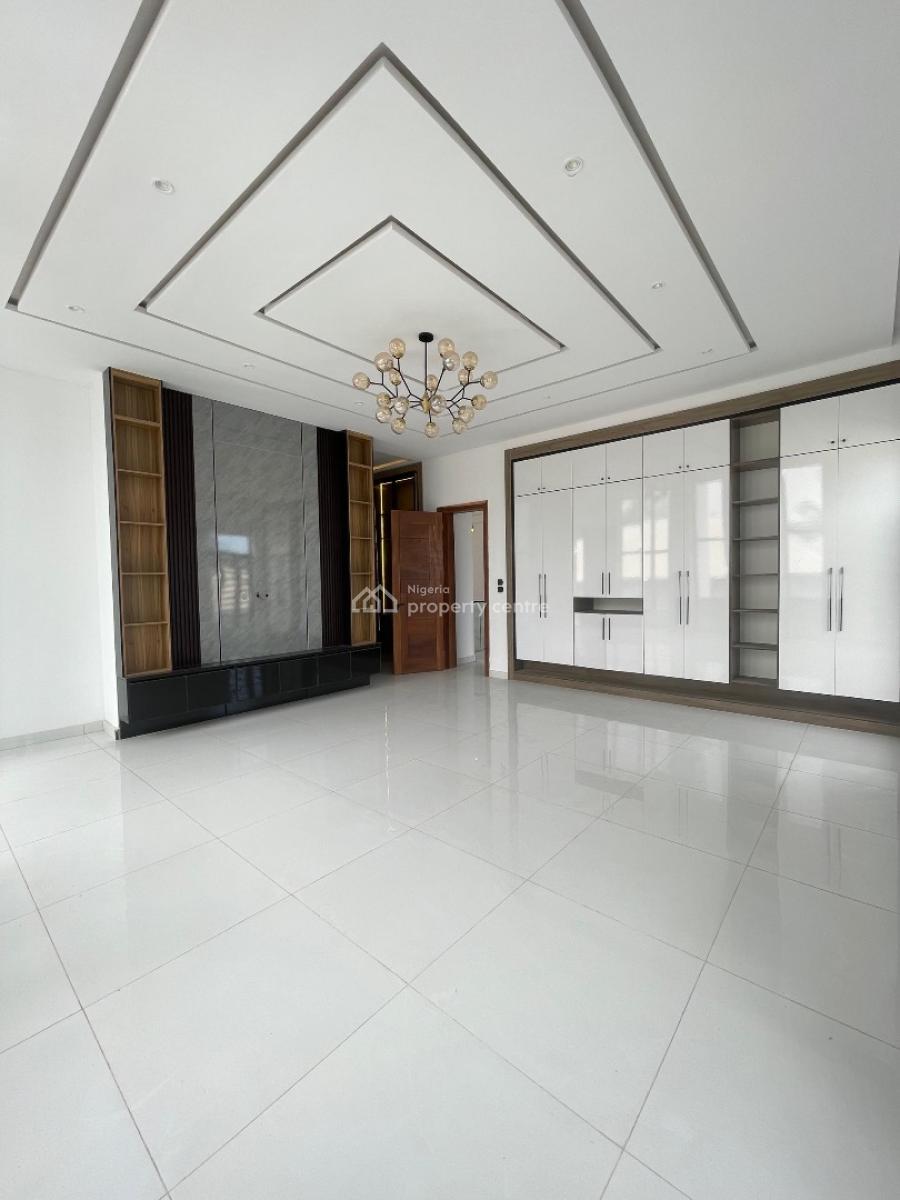 5 Bed in a Very Secure Estate, Megamound Estate, Ikota, Lekki, Lagos, Detached Duplex for Sale