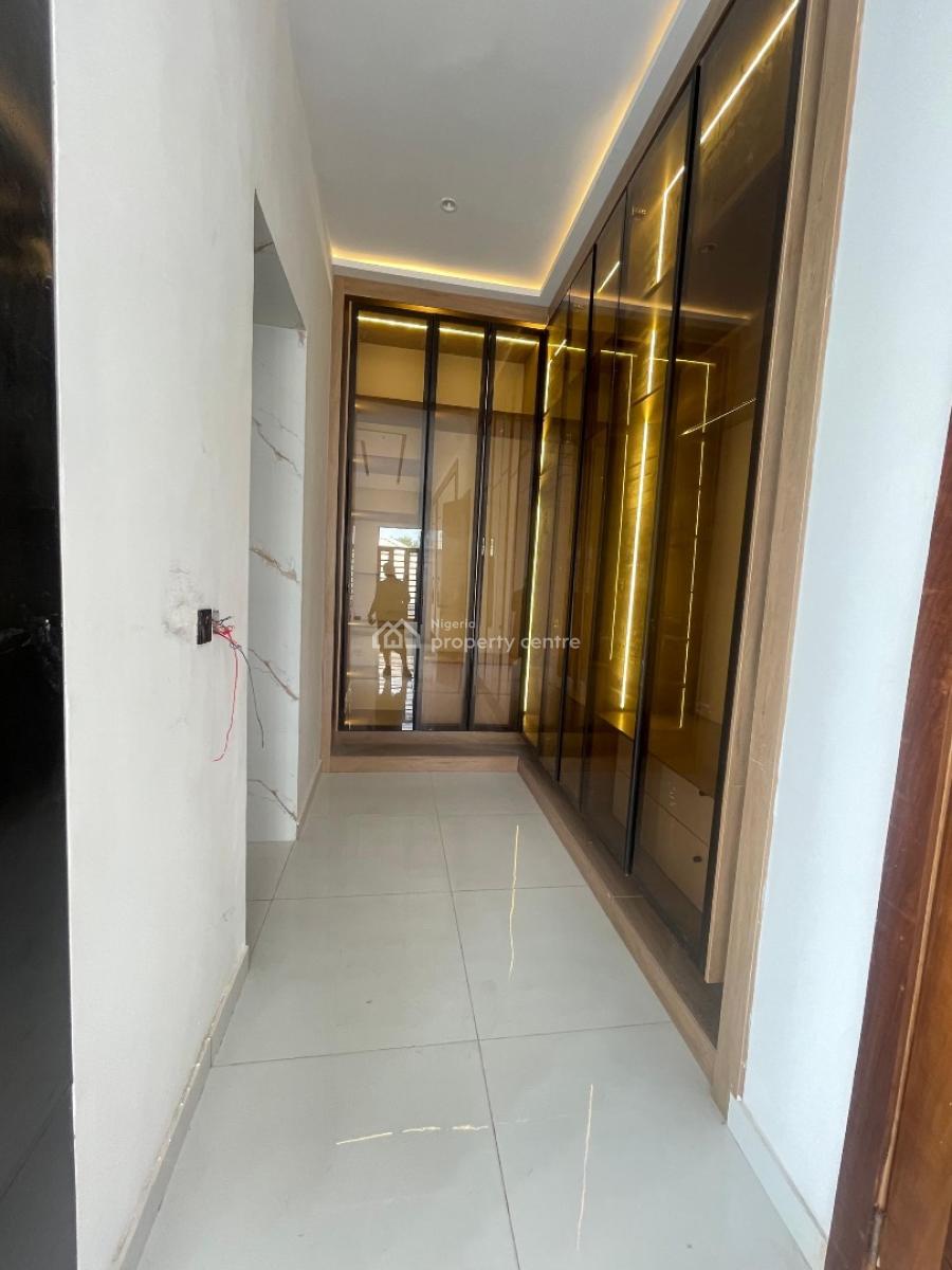 5 Bed in a Very Secure Estate, Megamound Estate, Ikota, Lekki, Lagos, Detached Duplex for Sale
