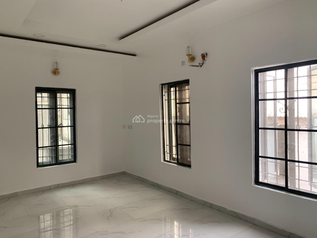 a Deluxe Two (2) Bedroom Flat, Gra Phase Iv, Port Harcourt, Rivers, Flat / Apartment for Rent