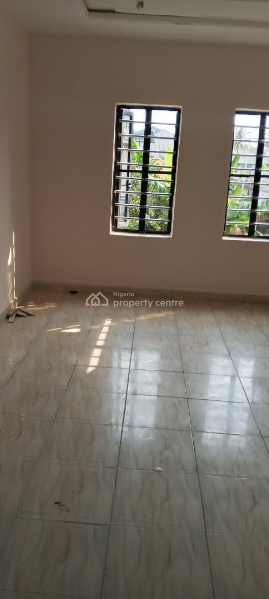 Exquisitely Finish 2 Bedroom Flat with Excellent Condition, Shell Cooperative, Eneka, Port Harcourt, Rivers, Flat / Apartment for Rent